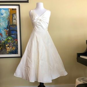 Size 4 Nicole Miller Collection White Dress
